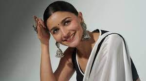 Gangubai Kathiawadi Actress Alia Bhatt gets trolled for her fashion choice