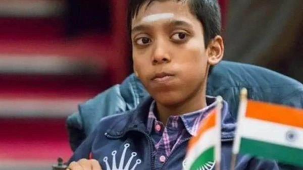 16 years old Rameshbabu Praggnanandhaa defeated famous chess champion Magnus Carlsen