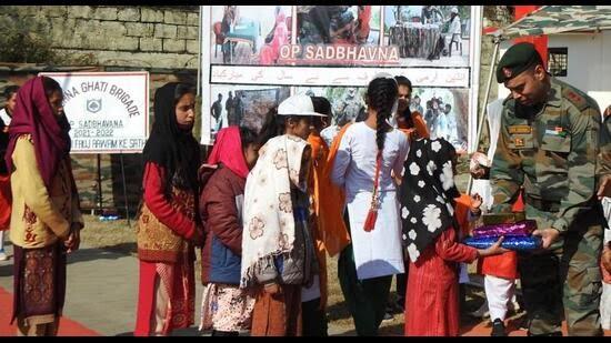 Indian Army took a great step for the benefit of women of Jammu and Kashmir, adopted 26 orphan girls