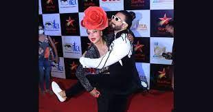 Exclusive News:  Rakhi Sawant and Ranveer Singh dance set the red carpet on fire at the ITA awards.