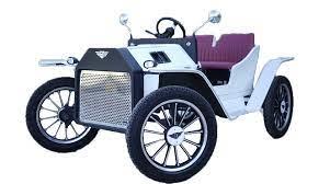  Vintage look electric car made from parts Maruti Suzuki Alto and Royal Enfield Bullet