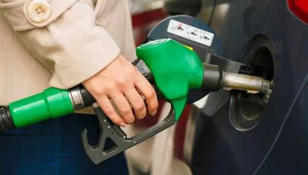 Petrol-diesel prices have been reduced to Rs.6 to Rs.8