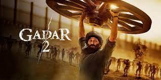 To watch 'Gadar 2' fans reached the theaters by riding a tractor.
