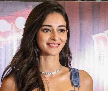Ananya Panday Shared Cute pictures.