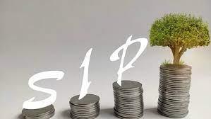 In 2023, SIP collections reach Rs 1.66 lakh crore.