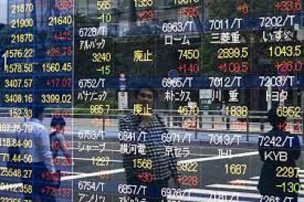 Asian stocks reach a five-month peak amid increasing speculation on interest rate movements.