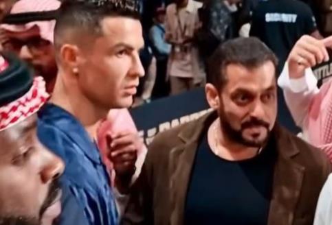 Cristiano Ronaldo ignores actor Salman Khan in Riyadh.
