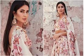 Do you want to look beautiful like Katrina Kaif in the party? Buy sarees from Amazon with huge discounts