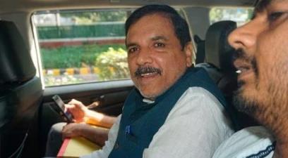 उत्पाद शुल्क नीति मामले में SC ने AAP नेता संजय सिंह को जमानत दे दी।