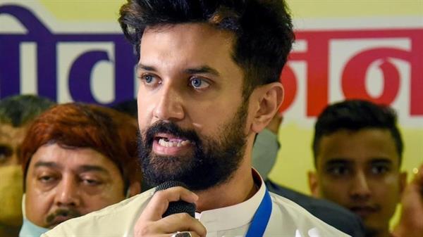 Abusive Language Used Against Chirag Paswan's Mother at RJD Rally; LJP Leader Reacts