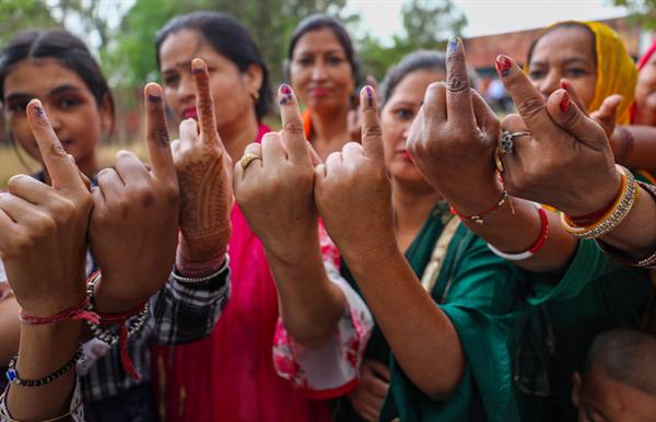 Over 64% voter turnout till 5pm in phase 2 of Lok Sabha elections.
