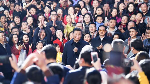 चीन के नेता जितना वे सोचते हैं उससे कम लोकप्रिय हैं।