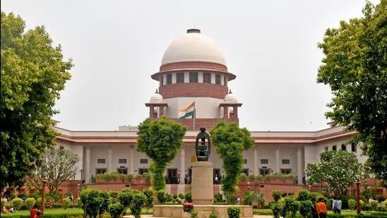 Supreme Court stays Centre's notification of Fact Check Unit under IT Rules.