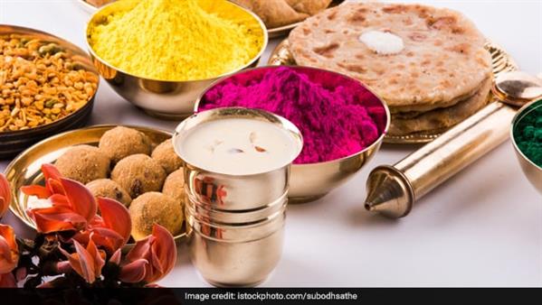 Holi Delights: Traditional Foods That Color Your Celebrations