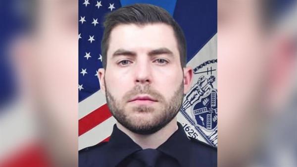 Hundreds expected to attend slain officer's funeral on Saturday