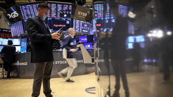 Dow jumps more than 100 points to post 8th winning day and best week of 2024