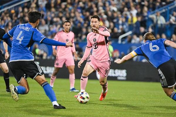  Messi Plays Through a Scare, Inter Miami Rallies Past Montreal 3-2 for Fifth Straight WinSports NewsNewsHome