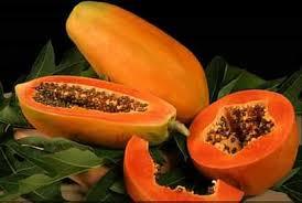 Papaya leaves and seeds are very beneficial for health!