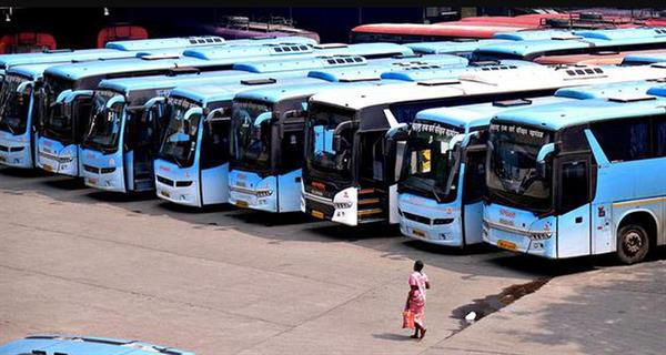 Maharashtra launches 'Shivneri Sundari' service on Mumbai-Pune buses. 