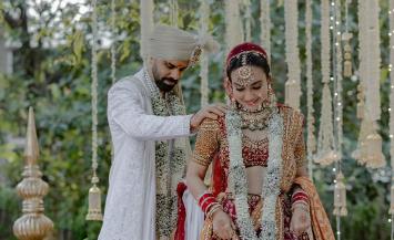 'Qubool Hai' actress Zoya Farooqui tied the knot, took seven vows with her boyfriend.