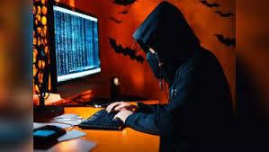 Delhi Cyber ​​​​Crime: Getting customer care number through online search proved costly, fraudsters stole Rs 5 lakh from the account.