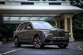 Rolls-Royce launches Cullinan Series II in India.